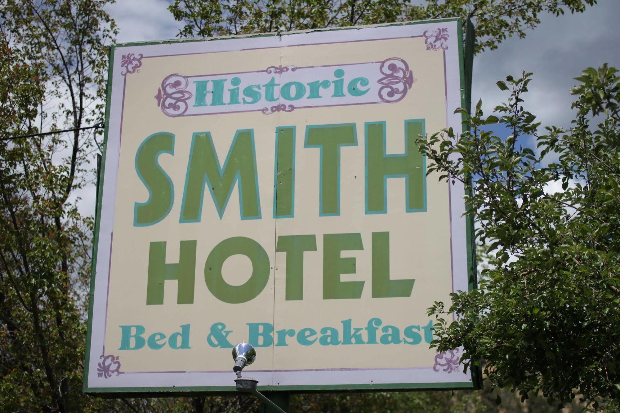 Historic Smith Hotel B&B Glendale Exterior photo